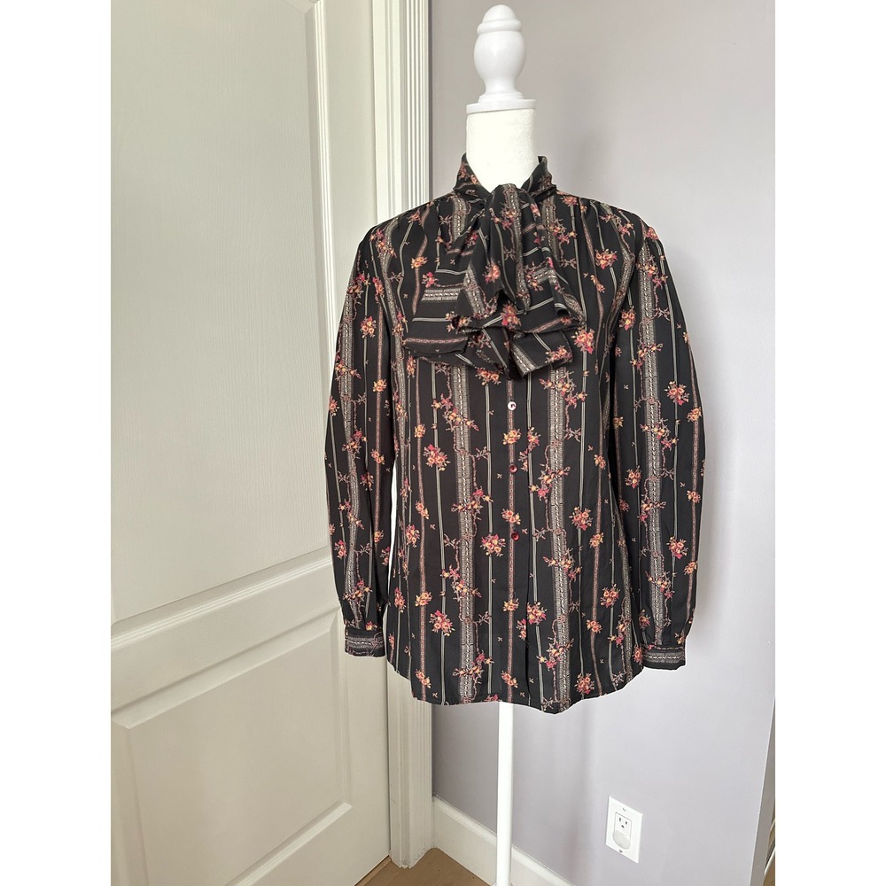Contessa MONIQUE by FLORENCE ALPER Long Sleeve Blouse with Jabot Ruffle Collar